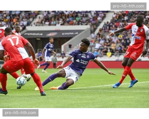 从领跑到崩盘：分析图卢兹在比赛最后15分钟的跑动数据骤降现象